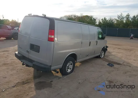 2010 Chevrolet Express 2500 Work Van from USA, damaged, VIN 1GCZGFBA6A1146717